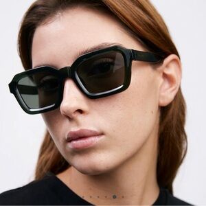 Meller Sunglasses Nayah in Fog Olive